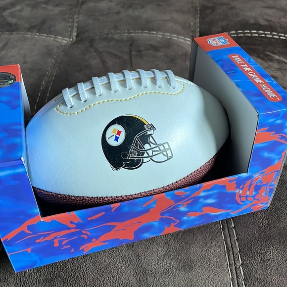 Steelers Mini Football - Picture 4 of 5